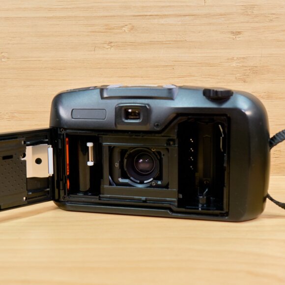 Pentax Espio 738 Point and Shot 35mm Film Camera, Pentax Zoom Lens 38-70mm - Picture 8 of 8